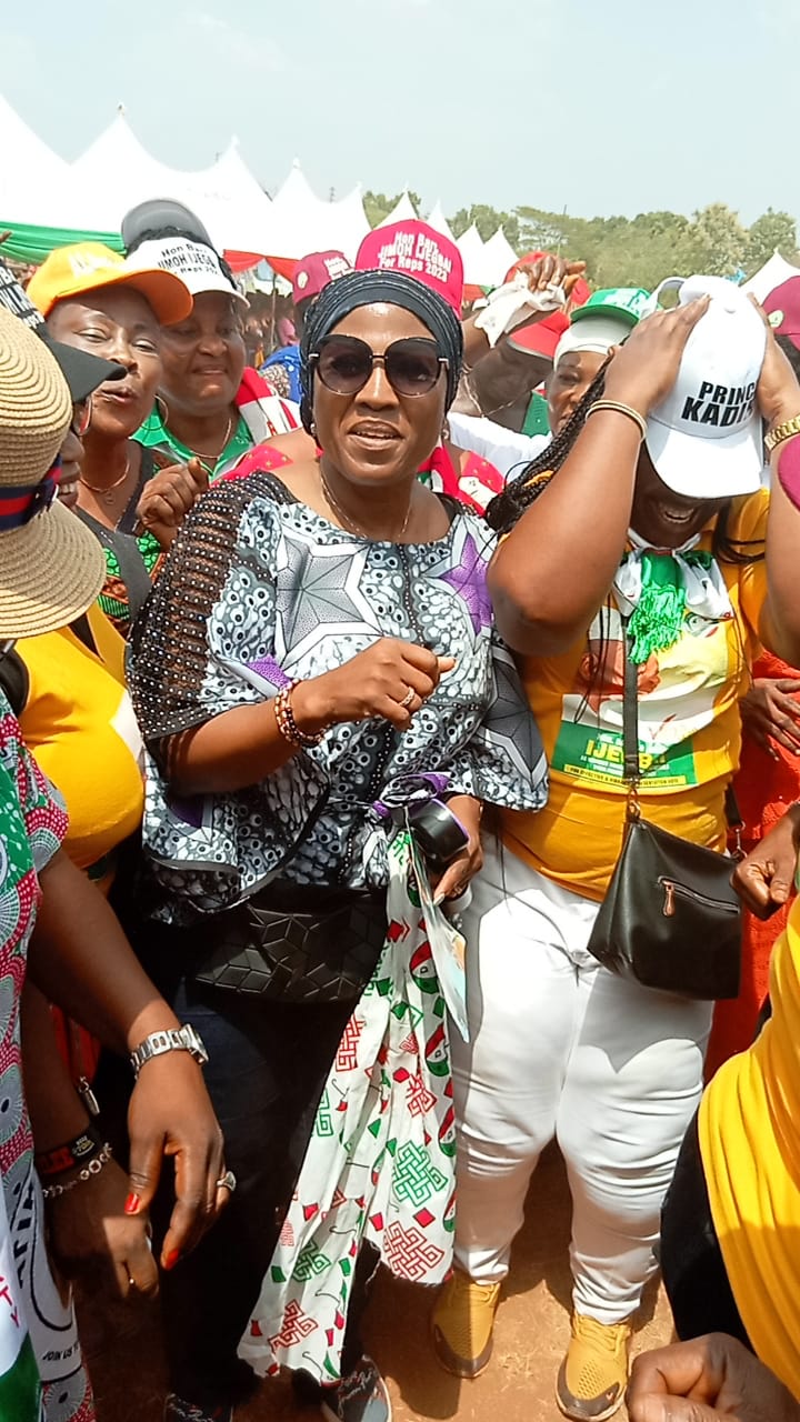 Afie Braimoh Mobilizes Owan East women to PDP rally in Afuze