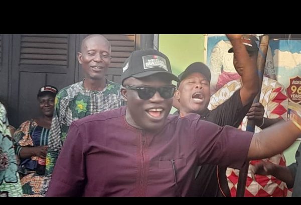 2023 : Labour Party receives PDP defectors in Oredo 2023 : Labour Party receives PDP defectors in Oredo