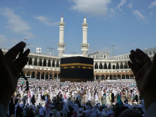 Sultan urges Muslims to look out for Shawwal Moon on Thursday Sultan urges Muslims to look out for Shawwal Moon on Thursday