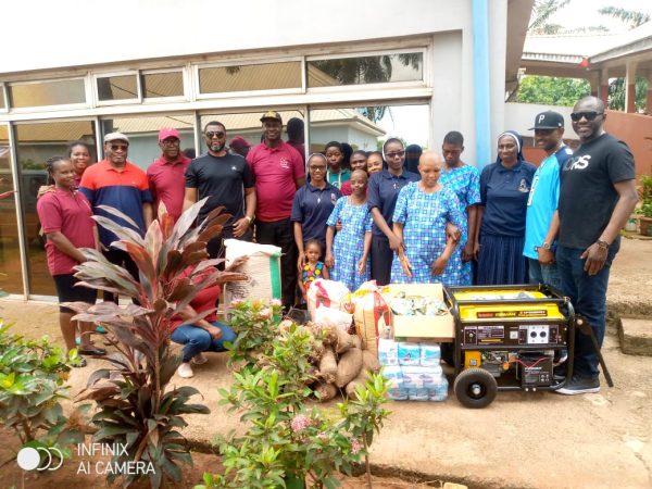 Uromi Like Minds Initiative fetes Old Peoples Home, teachers, others at Easter Uromi Like Minds Initiative fetes Old Peoples Home, teachers, others at Easter