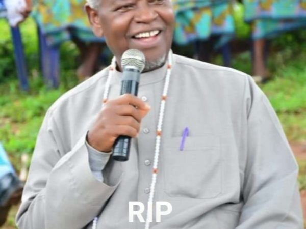 Abubakar Momoh mourns Ex-Etsako Central boss. Alemoh Akihigbe