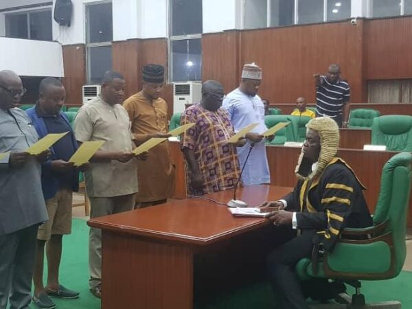 Edo residents pray against Night inauguration of Edo Assembly Edo residents pray against Night inauguration of Edo Assembly