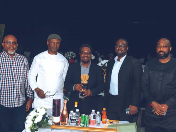 Uwaibi Bags Innovative Man Award at Best of Edo Awards Uwaibi Bags Innovative Man Award at Best of Edo Awards
