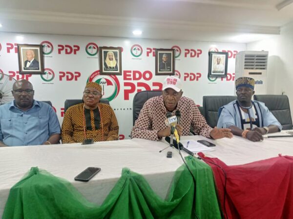 Edo LGA Polls: PDP Commends EDSIEC For Being Truly Independent, Not Yielding To Intimidations Edo LGA Polls: PDP Commends EDSIEC For Being Truly Independent, Not Yielding To Intimidations