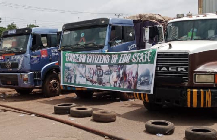 Protesters barricade Auchi-Abuja road Protesters barricade Auchi-Abuja road