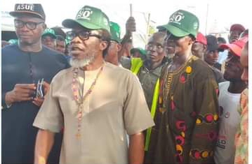 Asekhamhe defection strengthens PDP’s grip of Owan West