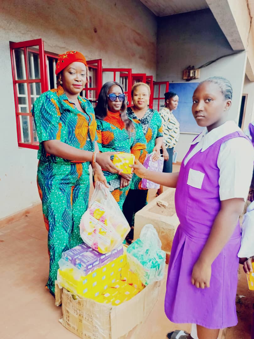 Edo NAWOJ distributes Sanitary Pads to Commemorates World Menstrual Hygiene Day Edo NAWOJ distributes Sanitary Pads to Commemorates World Menstrual Hygiene Day