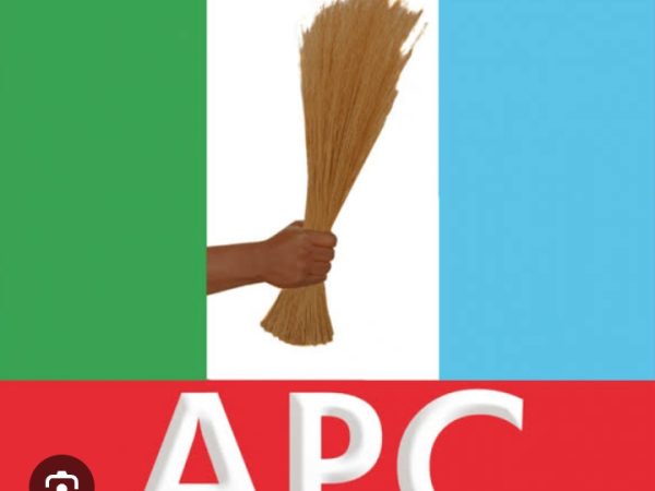 APC Accuses PDP of Conniving With INEC To Manipulate Ongoing Voters’ Registration in Edo APC Accuses PDP of Conniving With INEC To Manipulate Ongoing Voters’ Registration in Edo