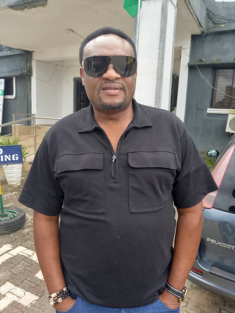 APC Deploys Armed Vigilantes , Thugs to Polling Units In Ovia _ PDP Candidate , APC Deploys Armed Vigilantes , Thugs to Polling Units In Ovia _ PDP Candidate ,