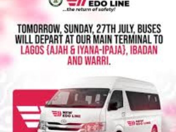 Edo Line Buses Stranded: No Park in Auchi, Passengers Loaded Along Highway