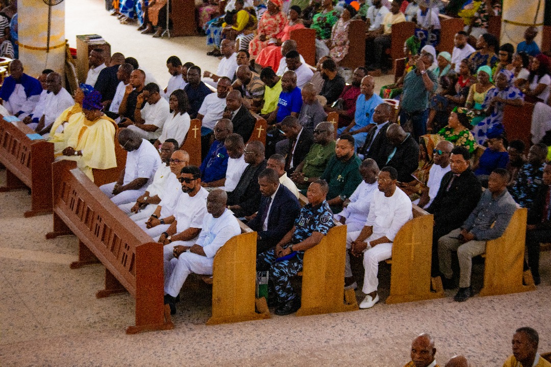 Okpebholo Holds Thanksgiving Mass in Auchi,; Oshiomhole, Shaibu Absent Okpebholo Holds Thanksgiving Mass in Auchi,; Oshiomhole, Shaibu Absent