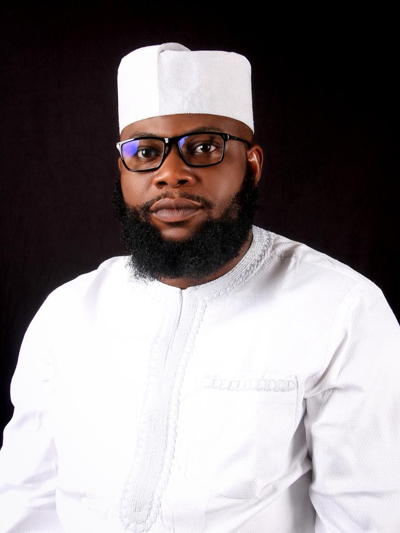 Sule Garuba’s Selfless Gesture: A New Chapter in Auchi Politics Sule Garuba’s Selfless Gesture: A New Chapter in Auchi Politics