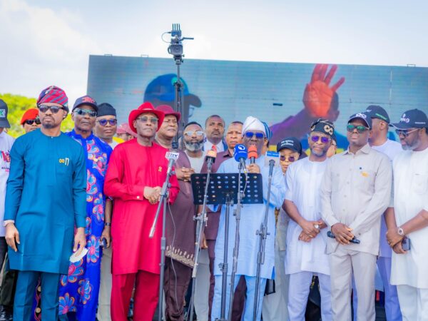 ‎Edionwele, Ordia Defect to APC, Declare Party ‘Official’ in Esanland‎