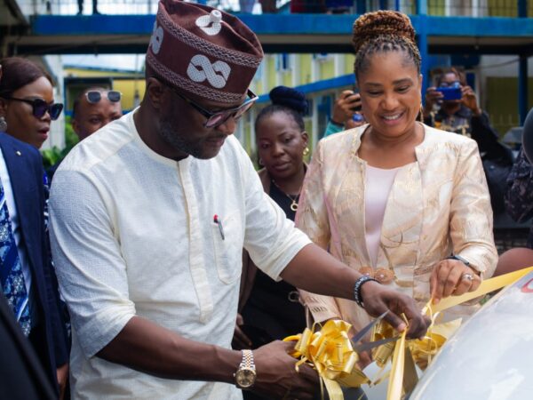 Edo Deputy Gov, Idahosa Presents FG-Donated Ambulance to UBTH‎‎