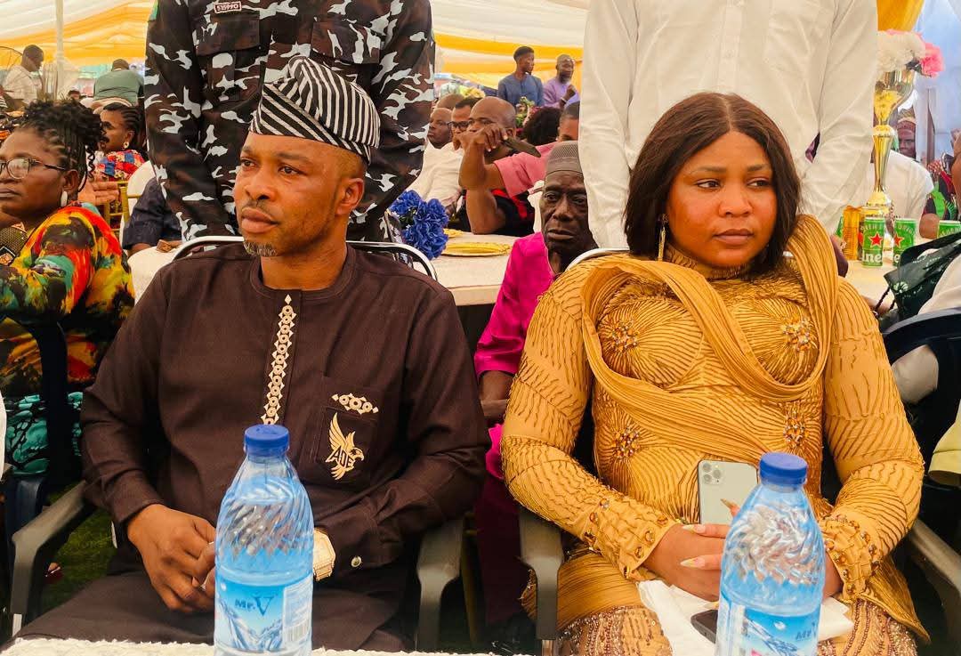 Owan East LG Chairman Lifts APC Suspensions, Sparks Party Backlash Owan East LG Chairman Lifts APC Suspensions, Sparks Party Backlash