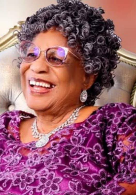 Onojie of Ewu, Jafaru Isesele I, Mourns Passing of Angel Oyakhilome